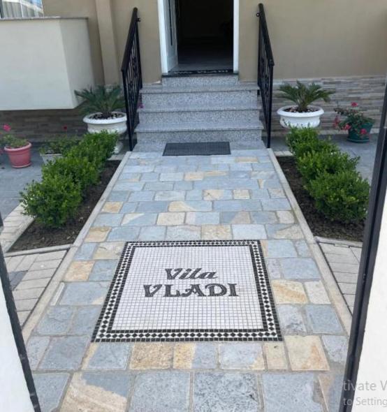 Vila Vladi دراس المظهر الخارجي الصورة